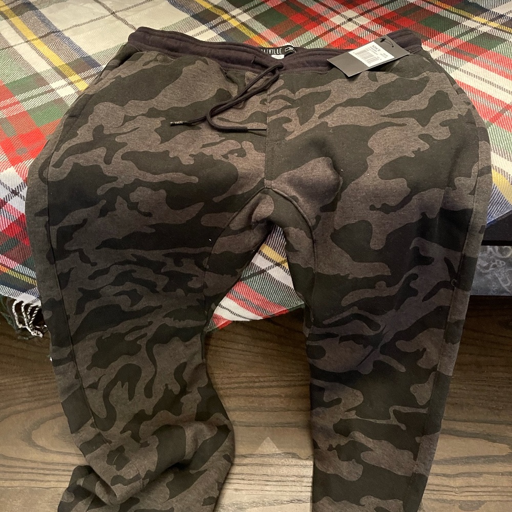 Caliville Sweatpants from Kohls NWT